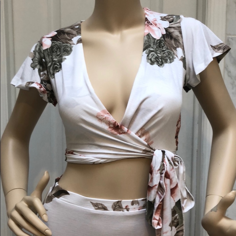 2 PIECE SKIRT & WRAP TOP SET - Picture 5 of 9